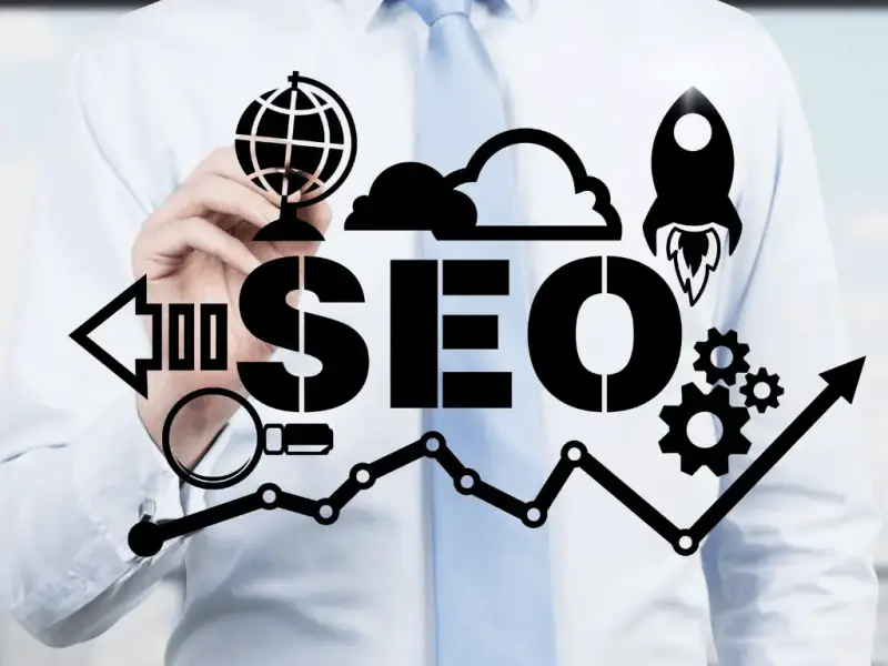 Consultoría SEO: letras SEO con iconos de analítica